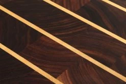 Eden Planche à Découper Faite à La Main, Noyer Américain Avec Rayures, 37x36 Cm -Couteaux De Cuisine EQP004 3736 03 eden snijplank eqp004 3736 d3