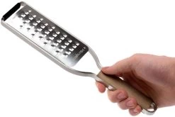 Microplane Master Grater Rasp Extra Coarse #5, Extra Grossière 43308 -Couteaux De Cuisine MP43308 04 microplane master grater mp43308 04