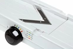 Mandoline OXO V-blade, 1071480 -Couteaux De Cuisine OXO1071480 03 oxo v blade mandoline oxo1071480 d4